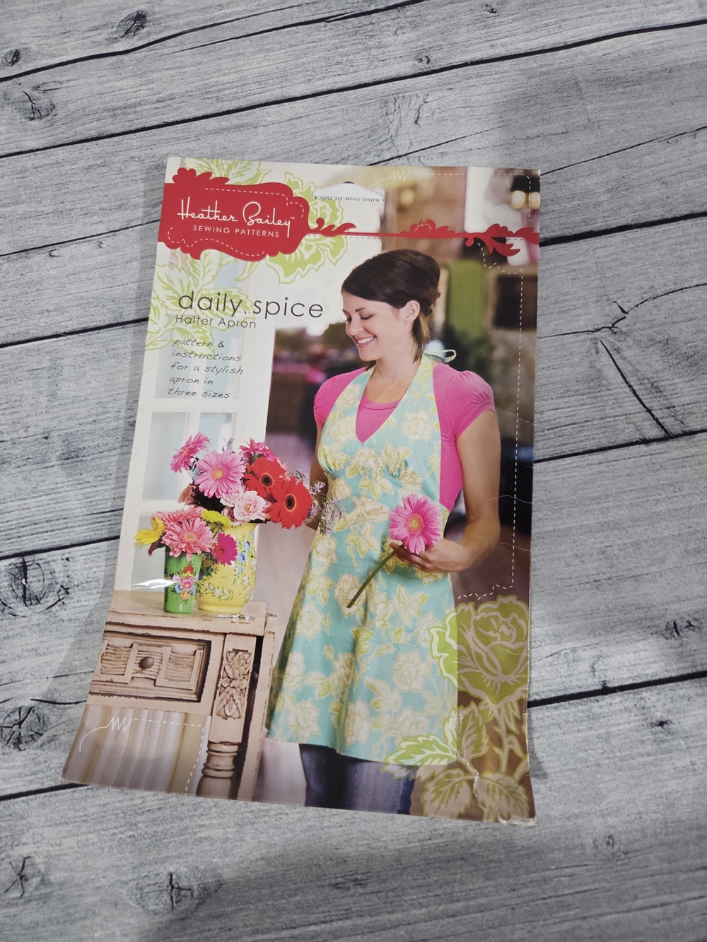Heather Bailey Sewing Pattern Daily Spice Halter Apron